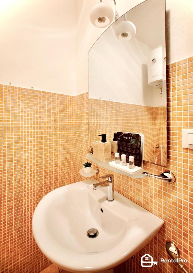 Free Parking-Sea View, With Pool & Garden Daire Sanremo Dış mekan fotoğraf